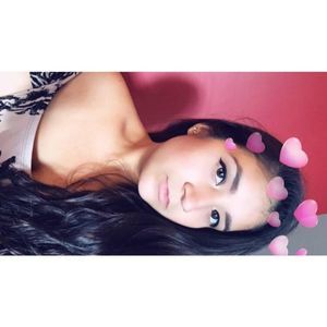 Meet your Posher, Selena